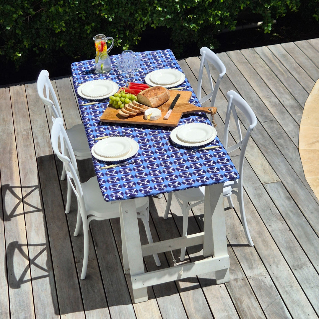 Fitted Waterproof Tablecloth