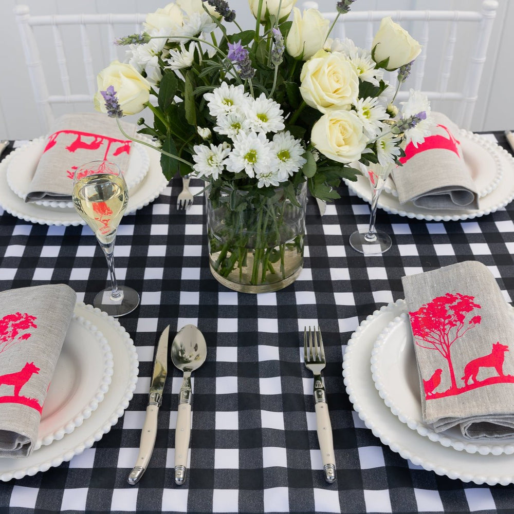 Elastic fitted tablecloth perfect for camping